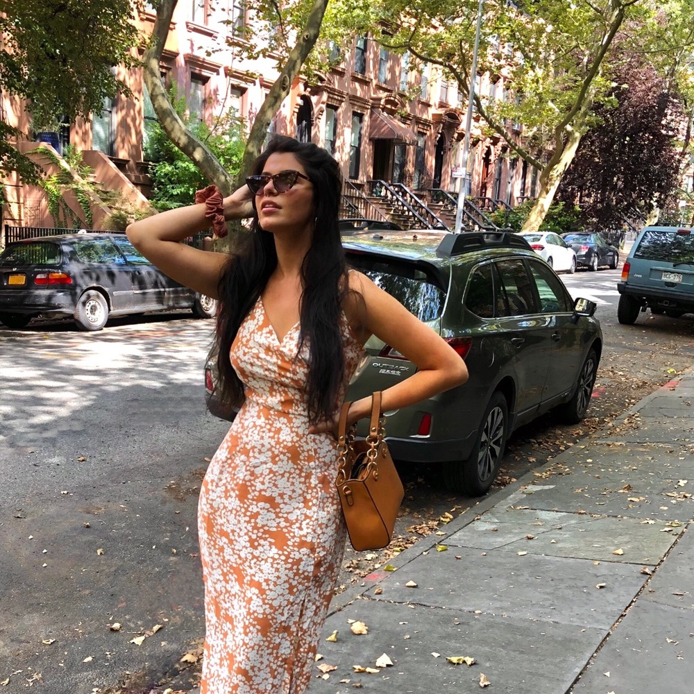 Meet your Posher, Elma